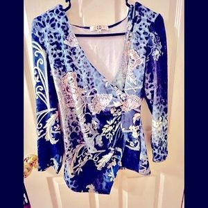 Paris IQ - Blue and white cool design floral top.